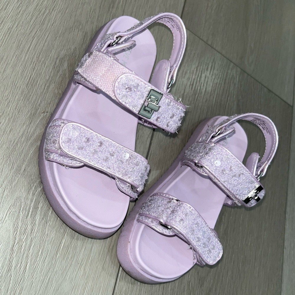 Steve Madden Girls JMONA Purple Lavender Lilac Sandals - Picture 1 of 9